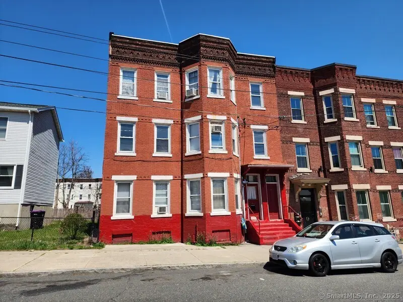 13 Hampshire Street, Holyoke, MA 01014 - Image #1