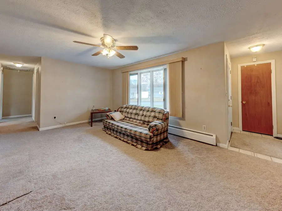 34 Naomi Drive, East Hartford, CT 06118 - Image #3