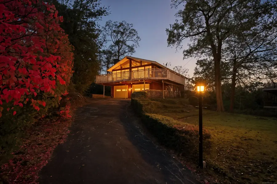 4 Alan Road, Danbury, CT 06810 - Image #2