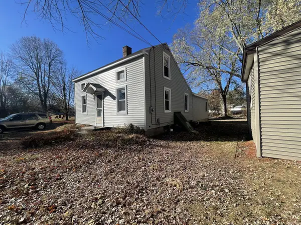 4 Pleasant Street, East Windsor, CT 06088