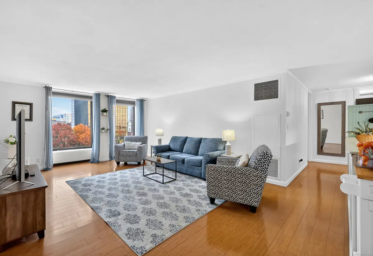 1 Gold Street #APT 11D, Hartford, CT 06103 - Image #1