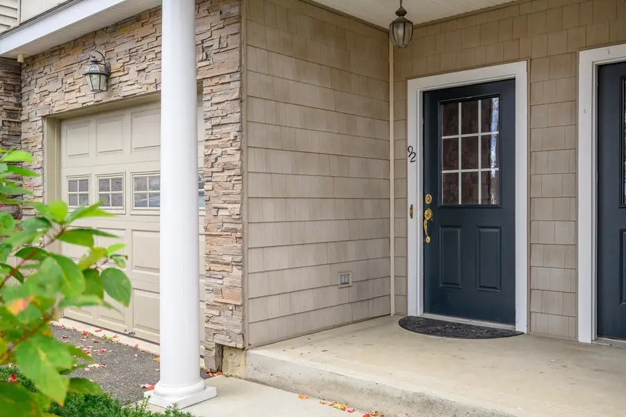 92 Woodcrest Lane #92, Danbury, CT 06810 - Image #2