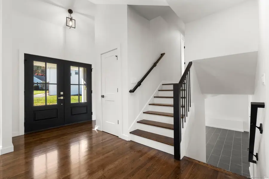 10 Hosmer Drive, West Hartford, CT 06117 - Image #3