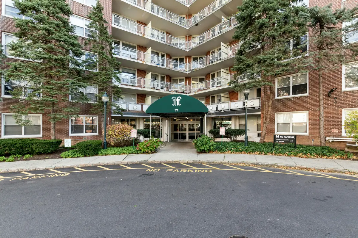 71 Strawberry Hill Avenue #305, Stamford, CT 06902 - Image #1