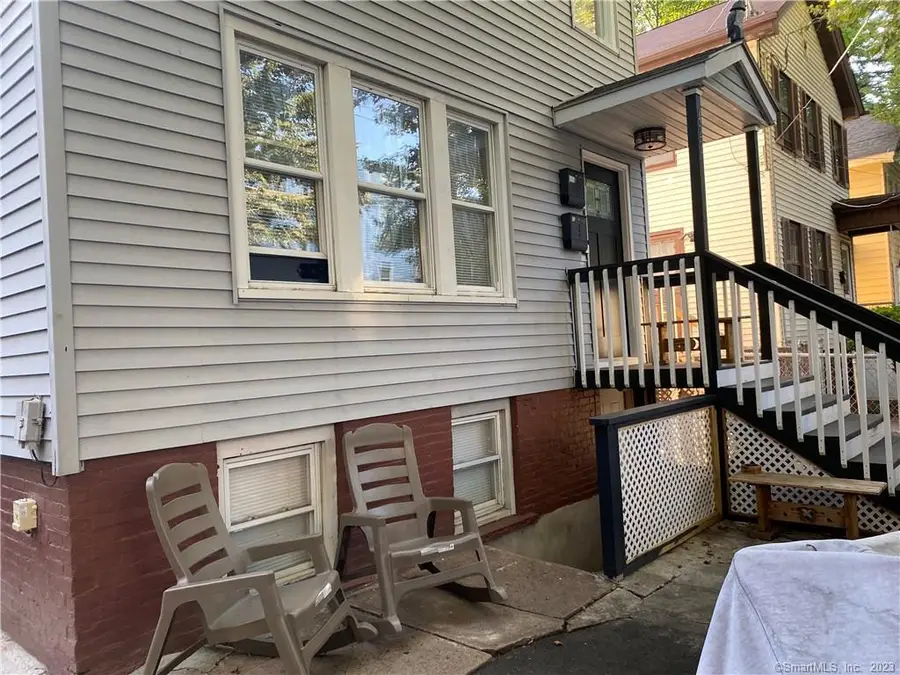 422 Blatchley Avenue, New Haven, CT 06513 - Image #3