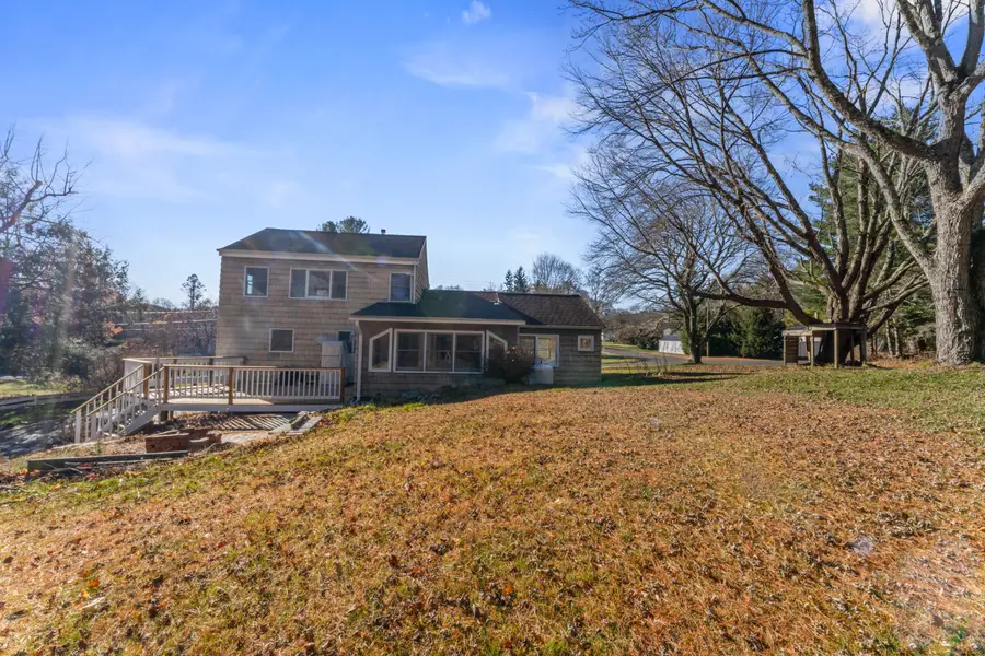 3 Daves Lane, Newtown, CT 06470 - Image #2