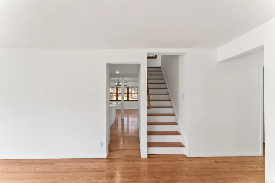 3 Daves Lane, Newtown, CT 06470 - Image #3