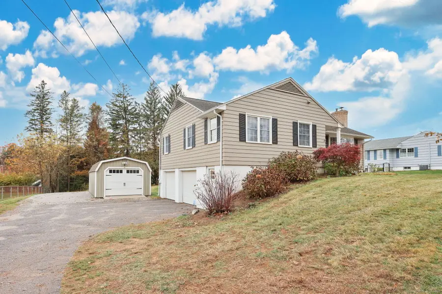 8 Sapphire Street, Enfield, CT 06082 - Image #3
