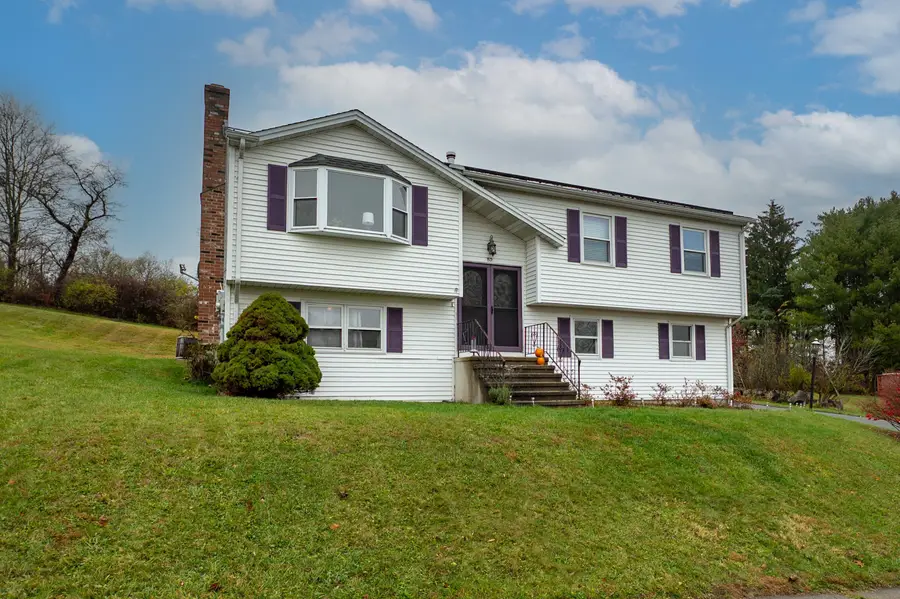 52 Cimarron Road, Middletown, CT 06457 - Image #2
