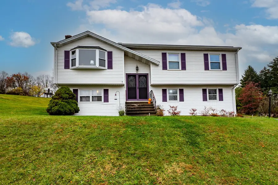 52 Cimarron Road, Middletown, CT 06457 - Image #3