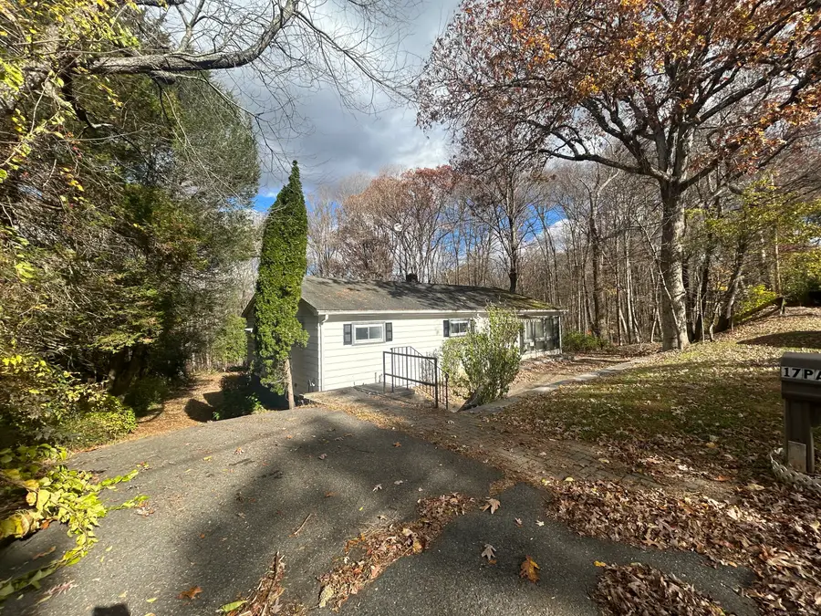 17 Patton Avenue, Seymour, CT 06483 - Image #3