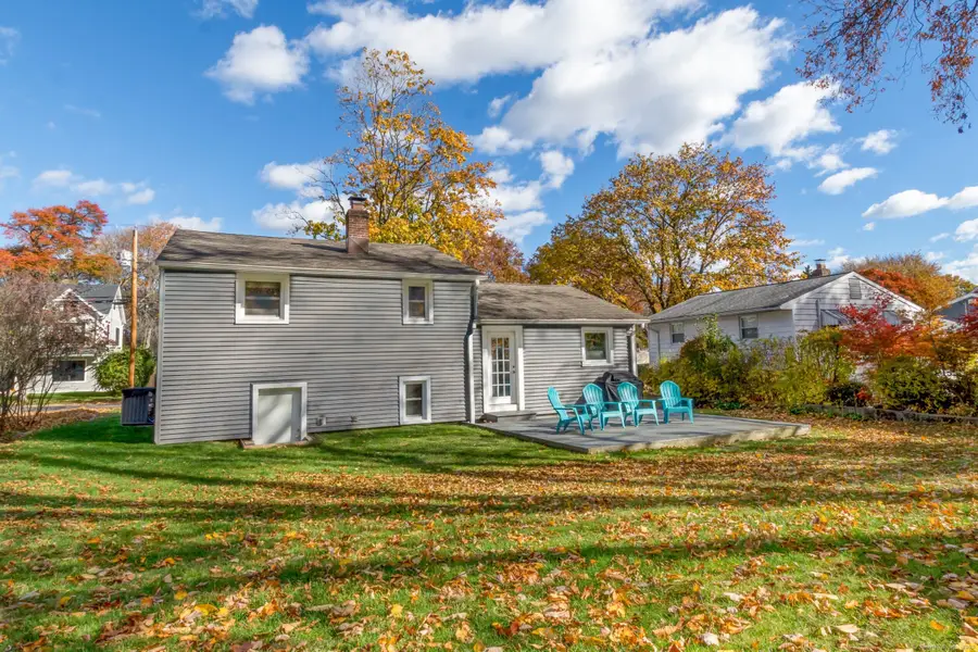 180 Oakwood Drive, Fairfield, CT 06824 - Image #3