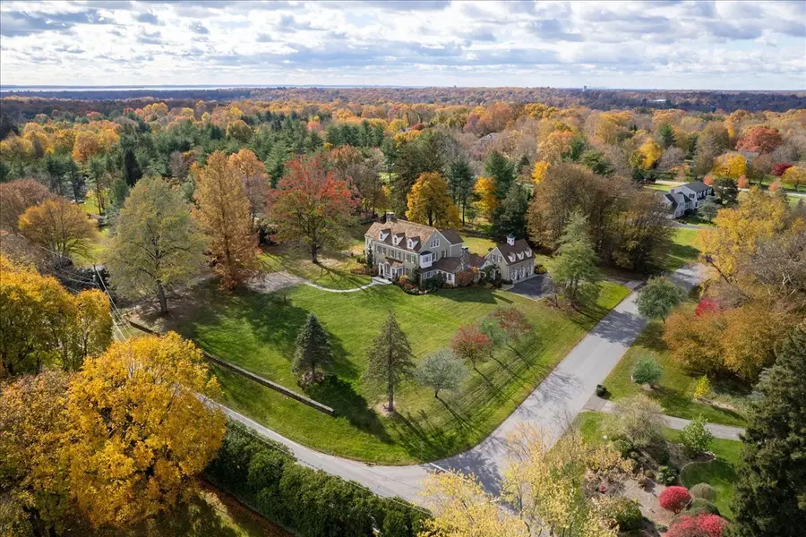 515 Carter Street, New Canaan, CT 06840 - Image #2