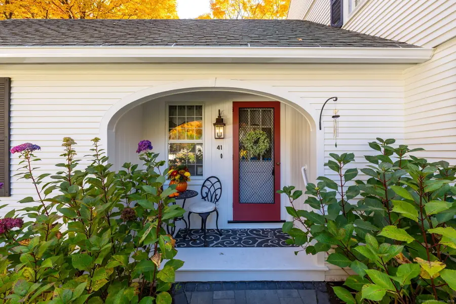 41 Soby Drive, West Hartford, CT 06107 - Image #2