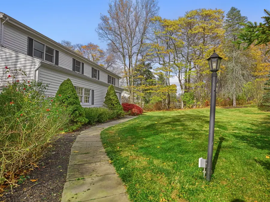 52 Langstroth Drive, Ridgefield, CT 06877 - Image #3