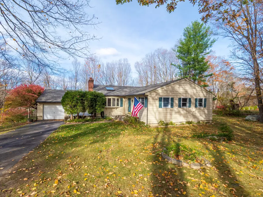 34 Highview Drive, Ridgefield, CT 06877 - Image #2