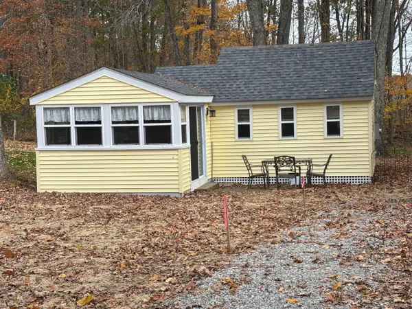 34 Gardner Lake Heights, Salem, CT 06420