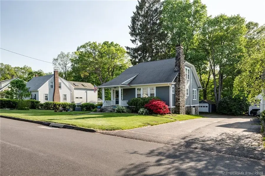 32 Yale Avenue, Middlebury, CT 06762 - Image #2