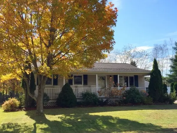 28 Rossie Street, Stonington, CT 06355