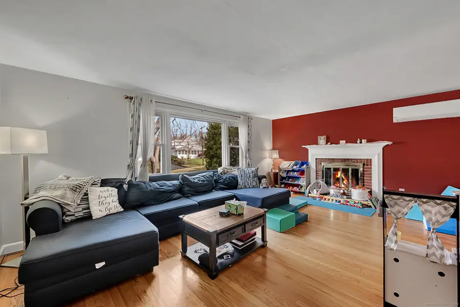 47 Flagg Road, West Hartford, CT 06117 - Image #3