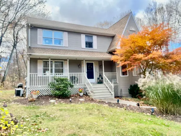 19 Wagon Trail, Wolcott, CT 06716