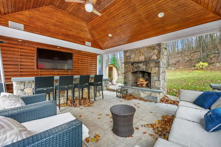 3 Alexandra Drive, New Fairfield, CT 06812 - Image #3