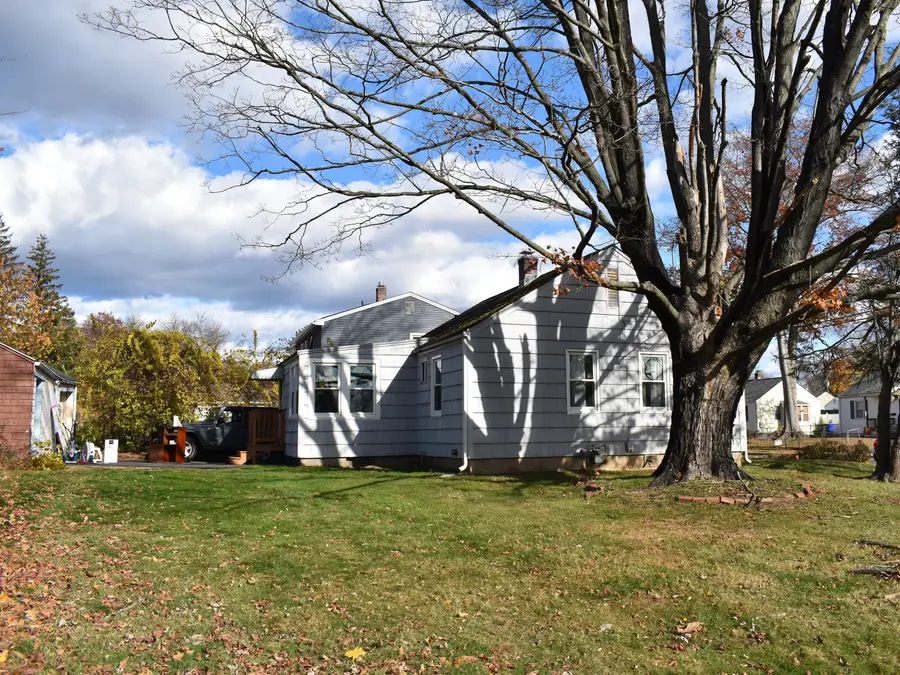 91 Washington Avenue, East Hartford, CT 06118 - Image #3