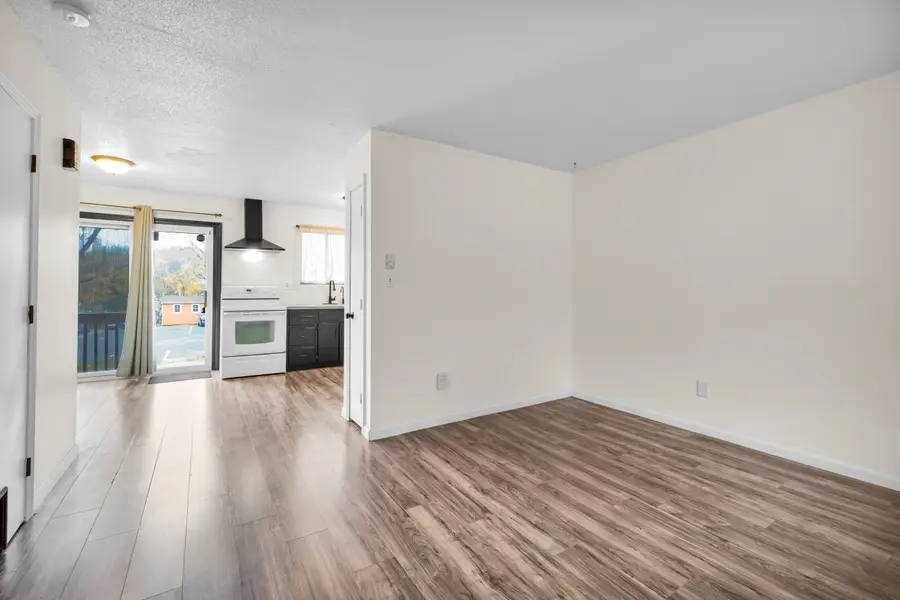 220 Blakeslee Street #220, Bristol, CT 06010 - Image #2