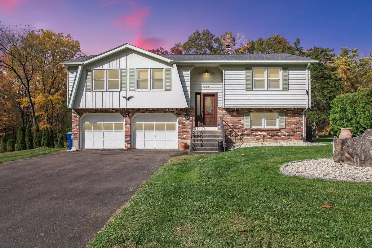 85 Metacomet Road, Plainville, CT 06062 - Image #1