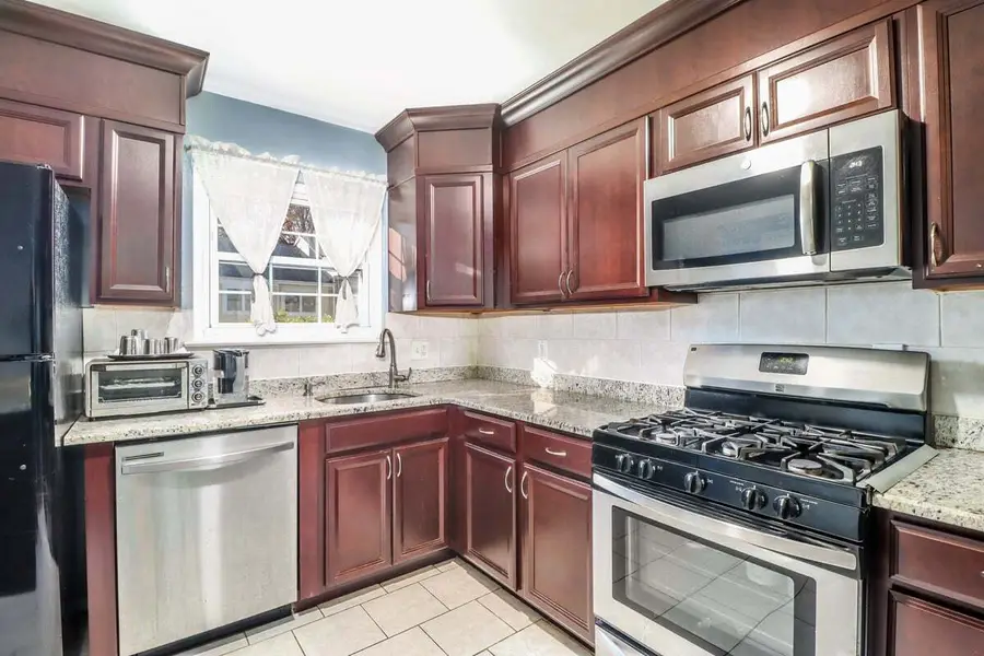 93 Park Avenue #1204, Danbury, CT 06810 - Image #2