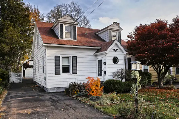 19 Lakeview Avenue, Hamden, CT 06514