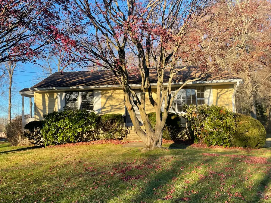 36 Kathy Drive, Seymour, CT 06483 - Image #2