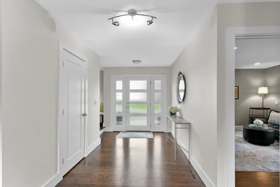 85 Patrick Drive, Fairfield, CT 06824 - Image #2