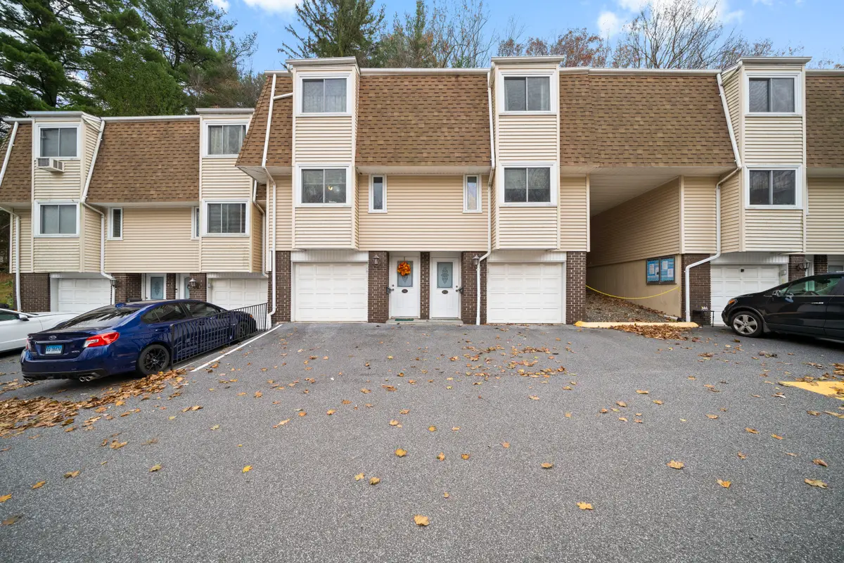 95 Chestnut Street #APT D, Bethel, CT 06801 - Image #1