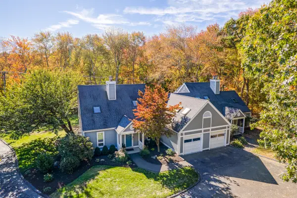 21 Centre Village Drive #21, Madison, CT 06443