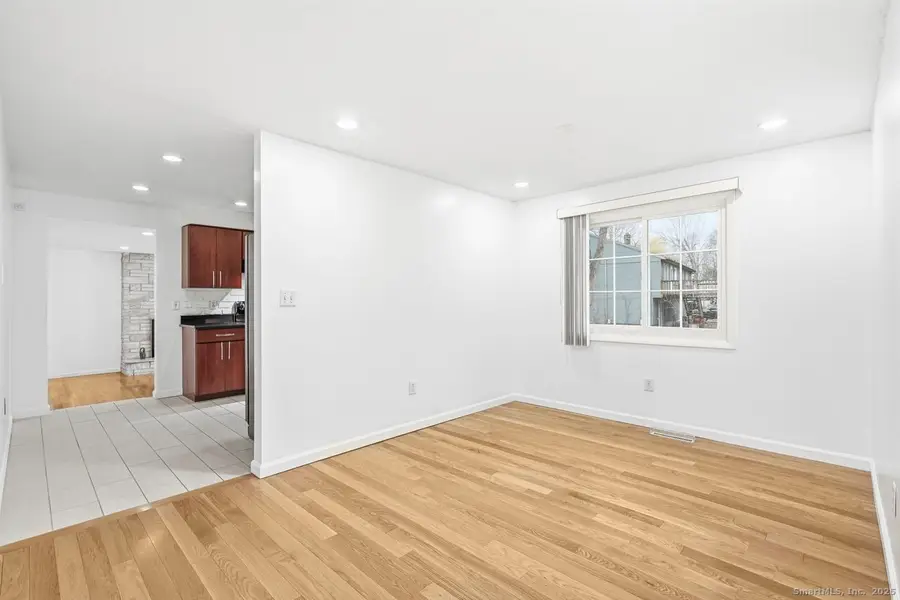 81 School House Road, Wallingford, CT 06492 - Image #3