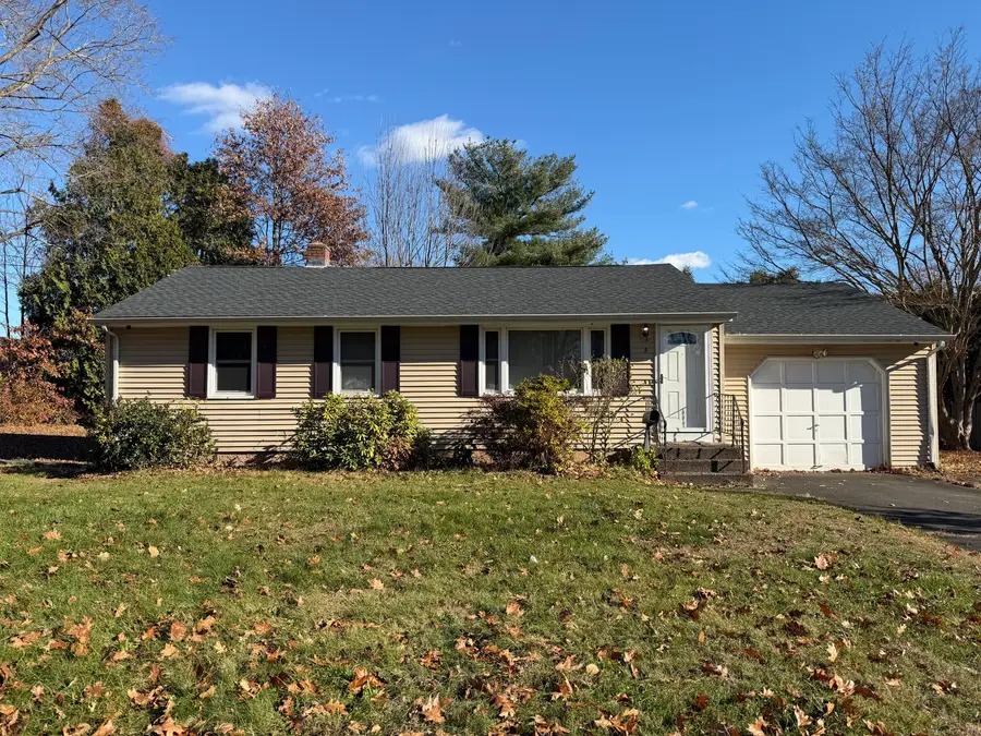 5 Shelley Street, Cromwell, CT 06416 - Image #2