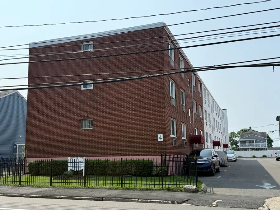 4 Van Zant Street #APT B8, Norwalk, CT 06855 - Image #2