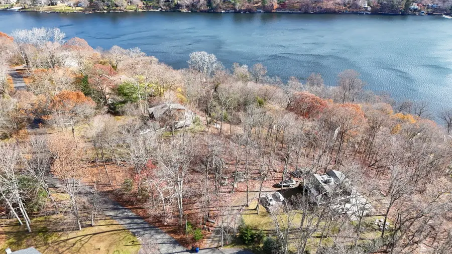 6 Candlewood Common, New Milford, CT 06776 - Image #2