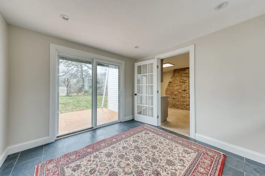 282 Mountain Road, Glastonbury, CT 06033 - Image #3