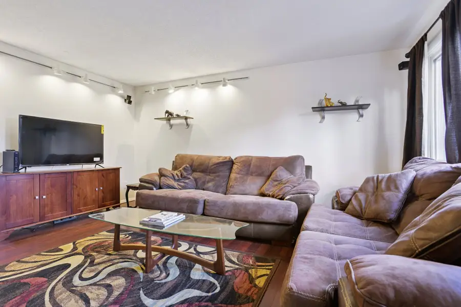 122 Towne House Road #122, Hamden, CT 06514 - Image #2