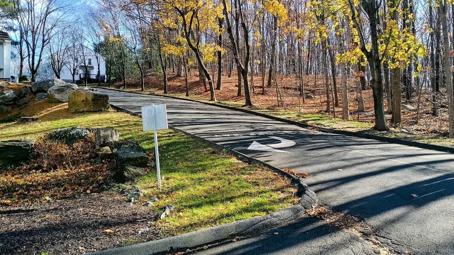 380 Hitchcock Road #255, Waterbury, CT 06705 - Image #3