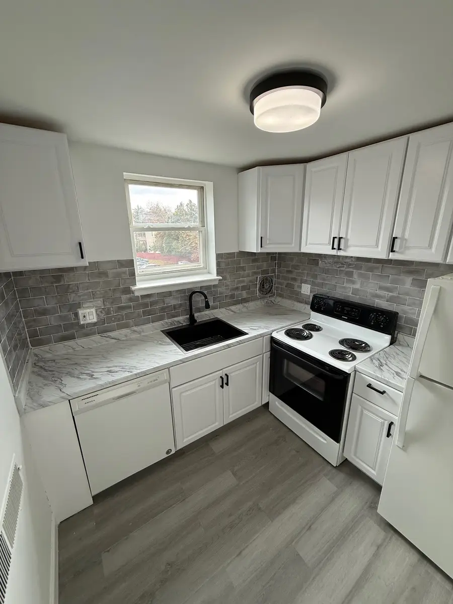 53 Wolcott Hill Road #APT C23, Wethersfield, CT 06109 - Image #3