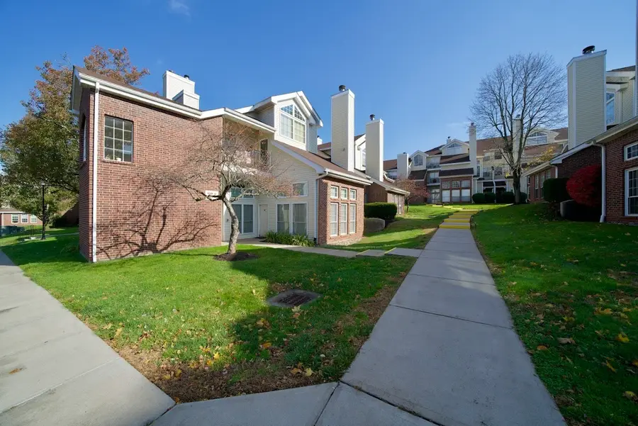 130 Carriage Crossing Lane #130, Middletown, CT 06457 - Image #3