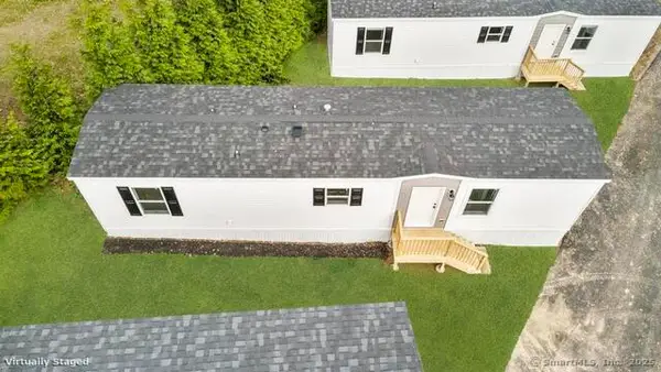 55 Sugar Street #31, Newtown, CT 06470