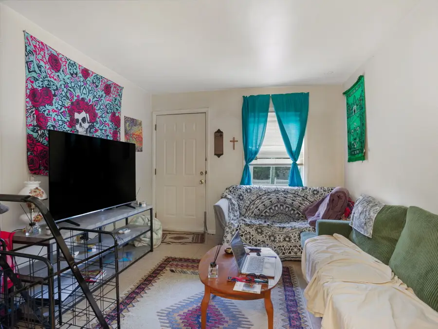 108 Virgil Street, Stamford, CT 06902 - Image #3