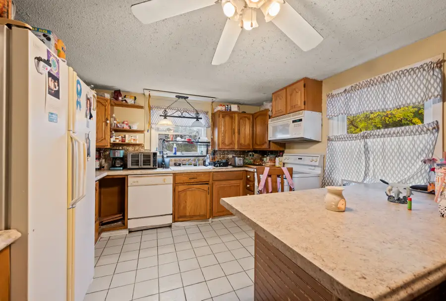 56 Bidwell Terrace, Middletown, CT 06457 - Image #3