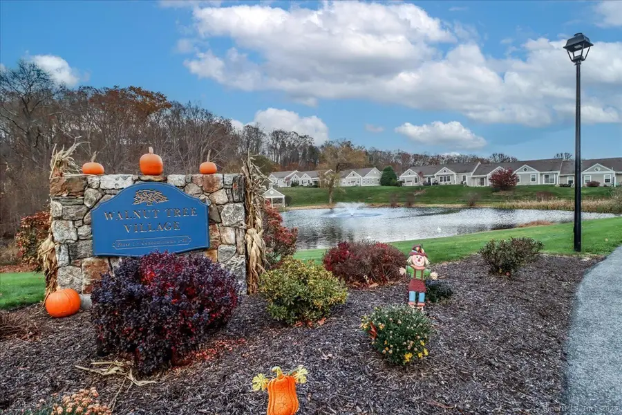 25 St George Place, Newtown, CT 06482 - Image #3