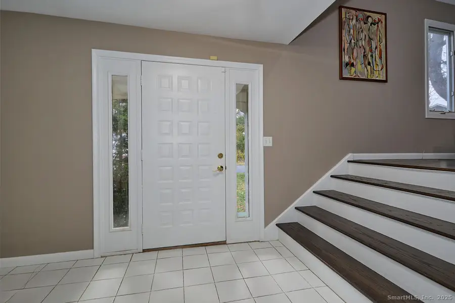 66 Wynn Wood Drive, Fairfield, CT 06825 - Image #2