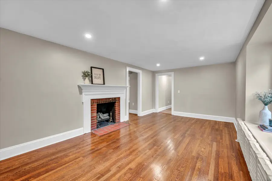 31 Lucas Park Road, Norwich, CT 06360 - Image #3